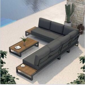 Conjunto modular de exterior en forma de L con estructura metálica y cojines de alta resistencia. Ideal para terrazas, jardines o porches con estilo moderno y funcional.